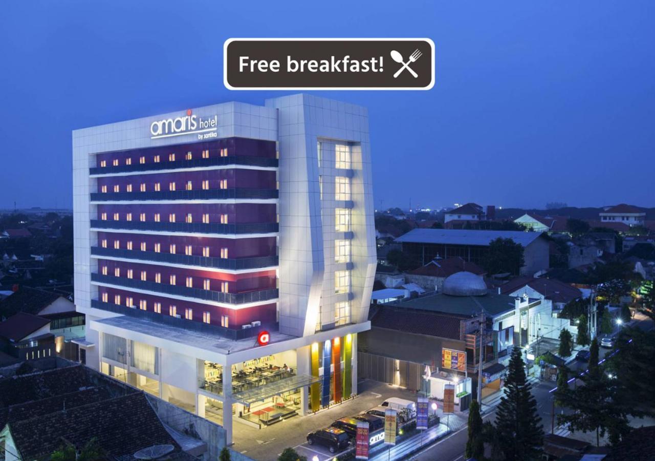 Amaris Hotel Madiun Buitenkant foto